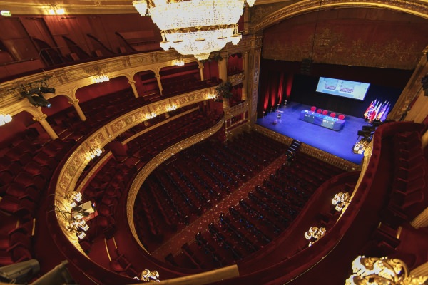 Théâtre des Variétés — Remise de Diplôme