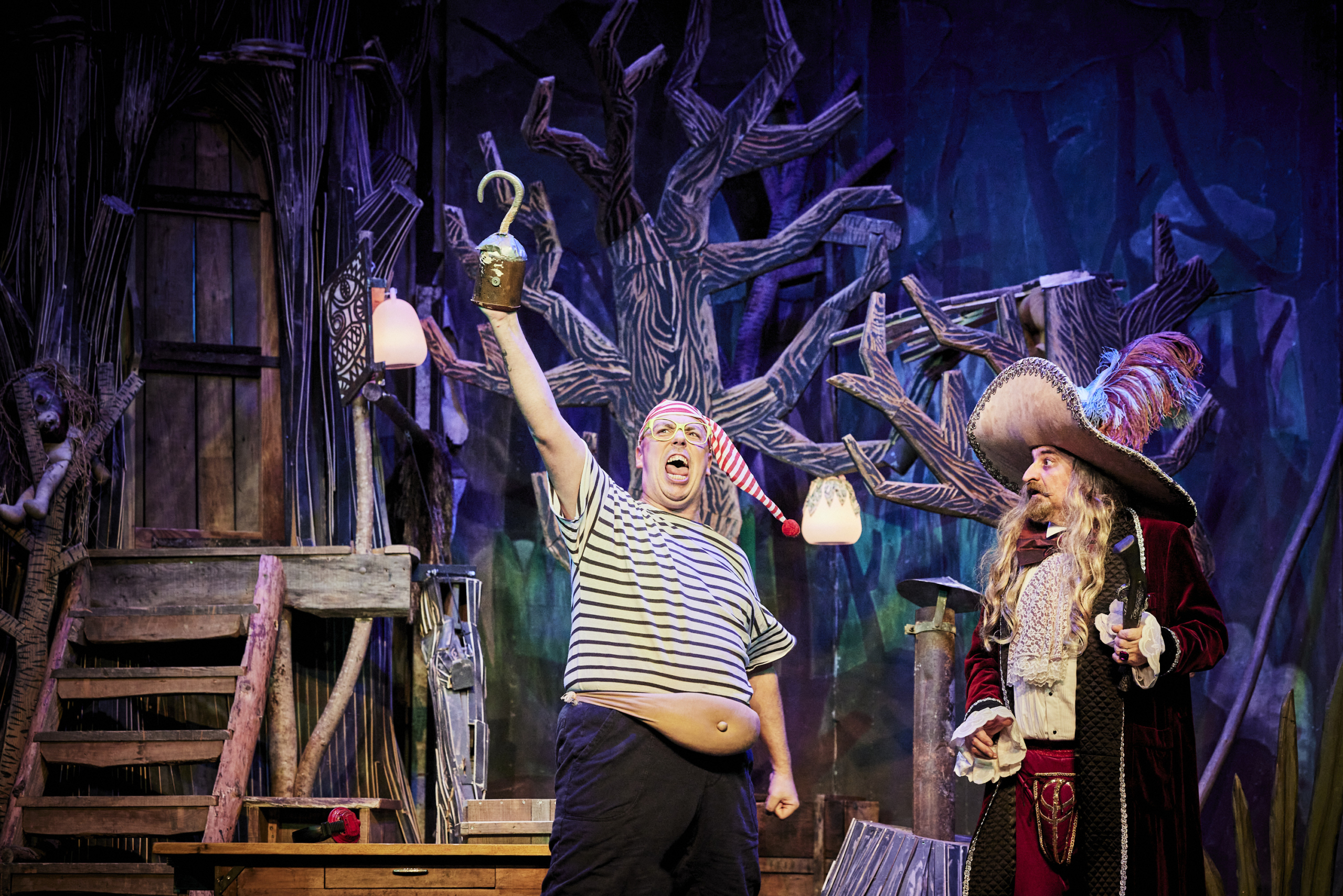 SACRÉ PAN ! [FINI] - Théâtre des Variétés